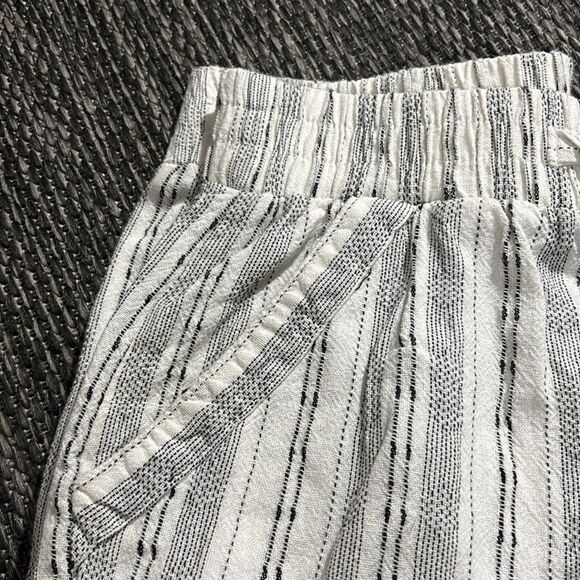 Sienna Sky Striped Wide-Leg Pants - Picture 5 of 5